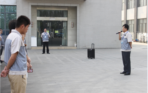 彩晶事業(yè)部積極相應(yīng)號召，召開全事業(yè)部“安全活動月”動員大會