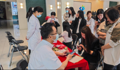 把脈問診送健康，暖心服務(wù)進企業(yè)——合肥高科攜手廣瑞醫(yī)療開展“健康進企業(yè)”義診活動